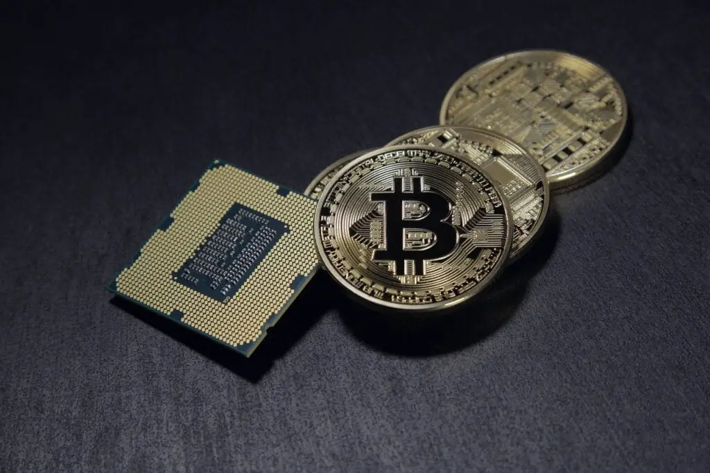 bitcoin, currency, crypto-2057405.jpg